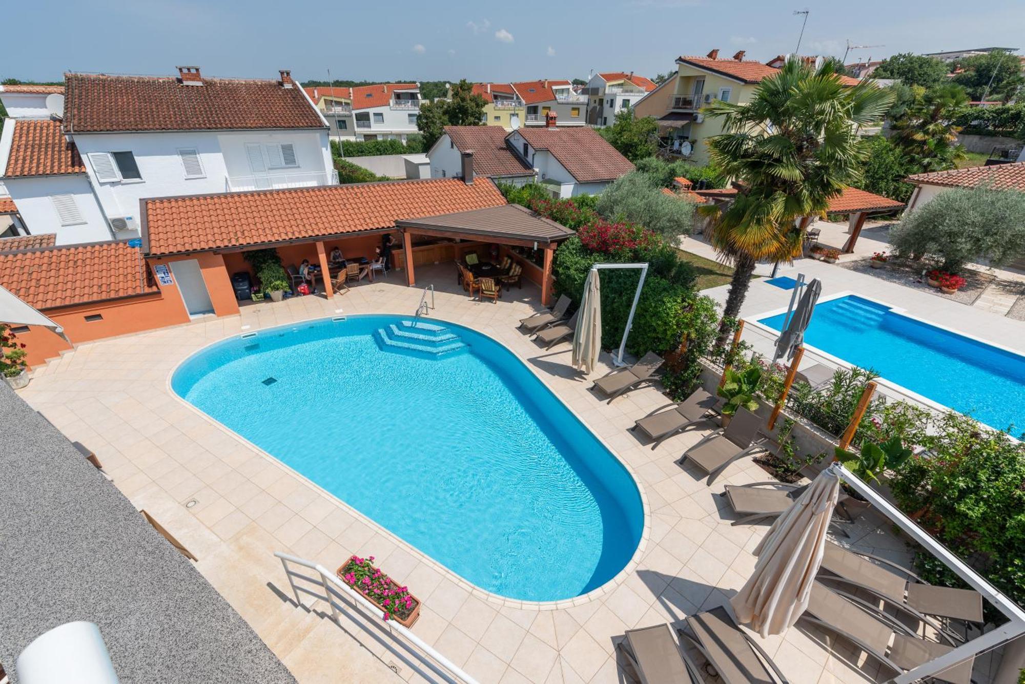 Apartment Complex Irena With Pool Poreč Exterior foto